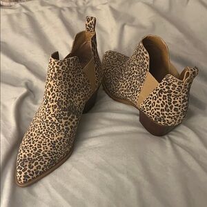 Dolce Vita Leopard Print Ankle Boots